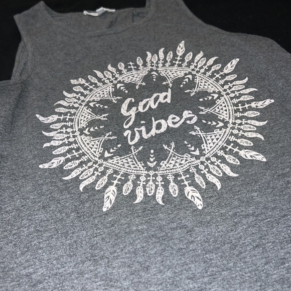 Good Vibes Razor Tank - Picture 10 of 13